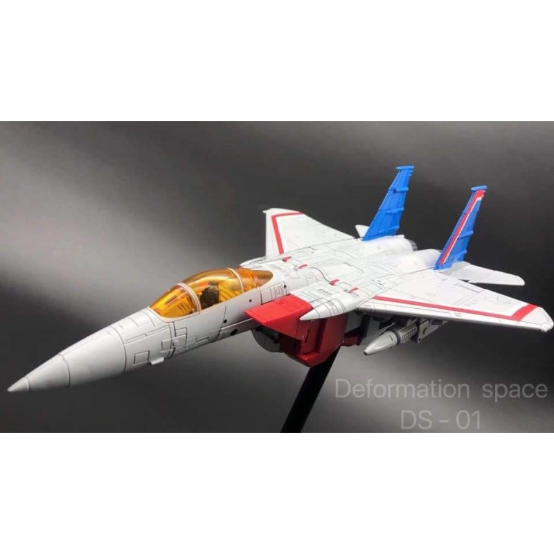 T-SPARK Transformers Dramatic Capture Series Triple Takeover: Set Da 3 Personaggi Con Starscream, Blitzwing E Astro Train